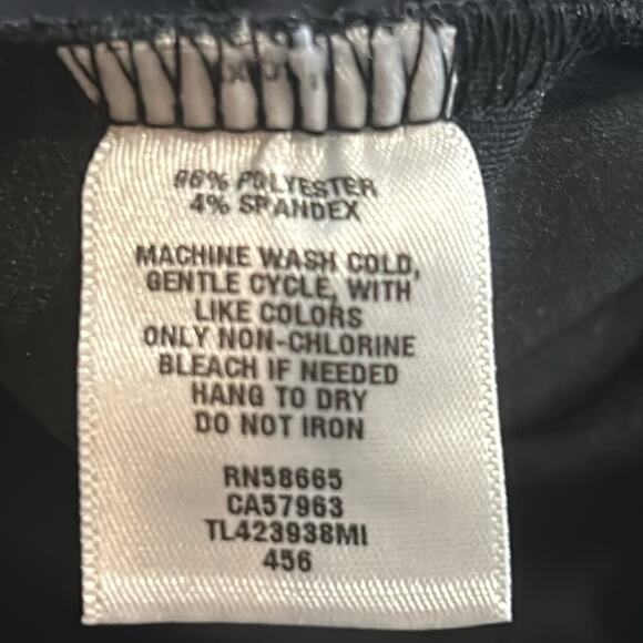 Woman’s Leith Knot Front V back  Black Jumpsuit Size Medium - Picture 7 of 7